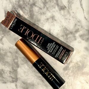 Lancome Idole Lash 
0.08 fl oz. 
Sample size